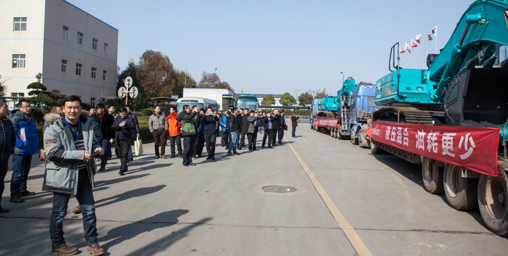 就这样被你驯服！bti体育智能100台液压混合动力挖掘机挺进矿山