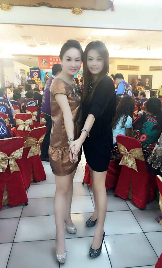 29天清一百吨垃圾，正妹靓机壮丽环岛行