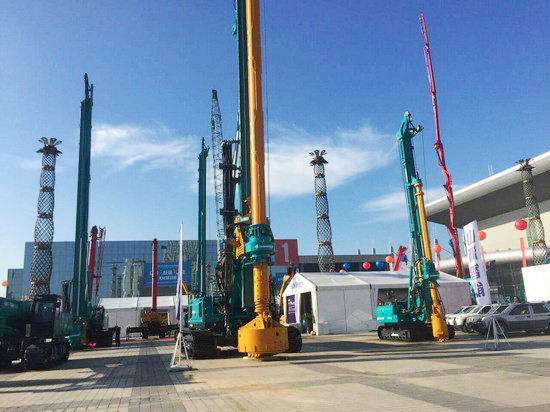 到“海博会”邂逅bti体育智能“两挖”精品