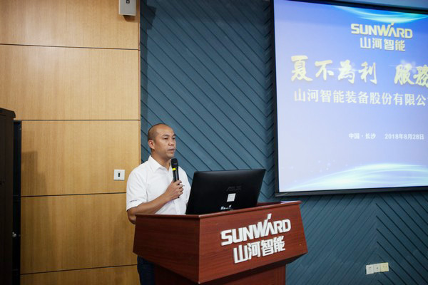 500多名挖掘机用户实地调查，为bti体育智能点赞！