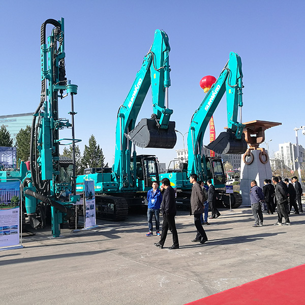 听说，bti体育智能混合动力挖掘机与“煤都”更配哦！