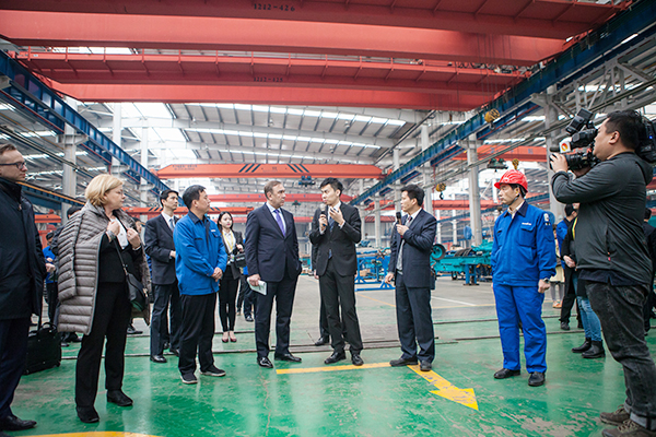 波兰代表团为bti体育智能创新发展点赞