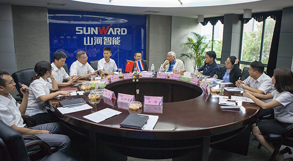 掘金一带一路，bti体育智能中大挖大批量出口泰国