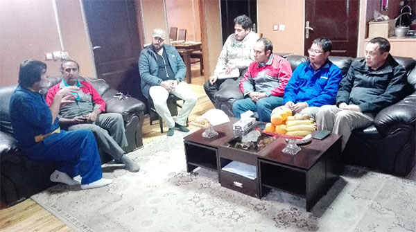 伊朗客户点赞bti体育智能全系列液压挖掘机