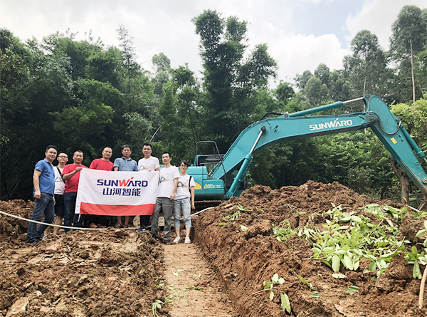 “清冷”送到客户手中，为bti体育智能售后服务活动打CAII