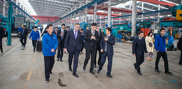 波兰代表团为bti体育智能创新发展点赞