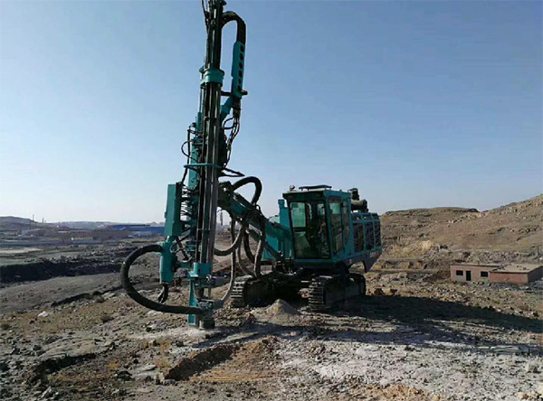 PK国际当先品牌，bti体育智能露天液压钻车再交美满答卷