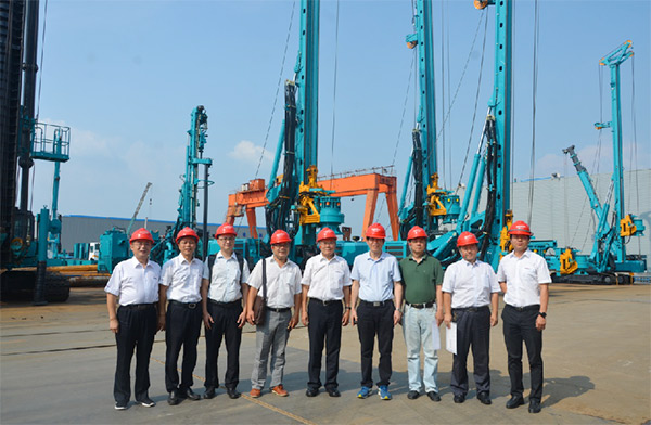 科技部高技术中心副主任袁建湘调查调研bti体育智能