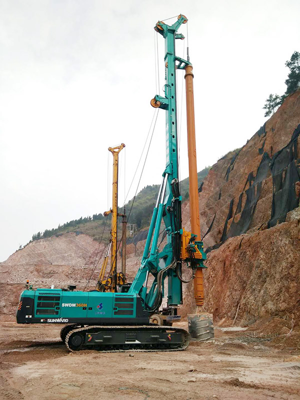 效能逾越两倍！bti体育智能SWDM360旋挖钻名动贵阳