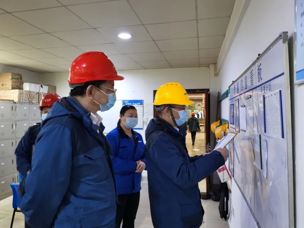疫情未过，岂可松弛？总经理带队查抄防疫工作