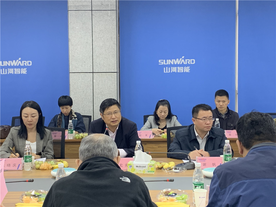 长沙市总工会党组书记周宏兆一行光临bti体育智能调查调研