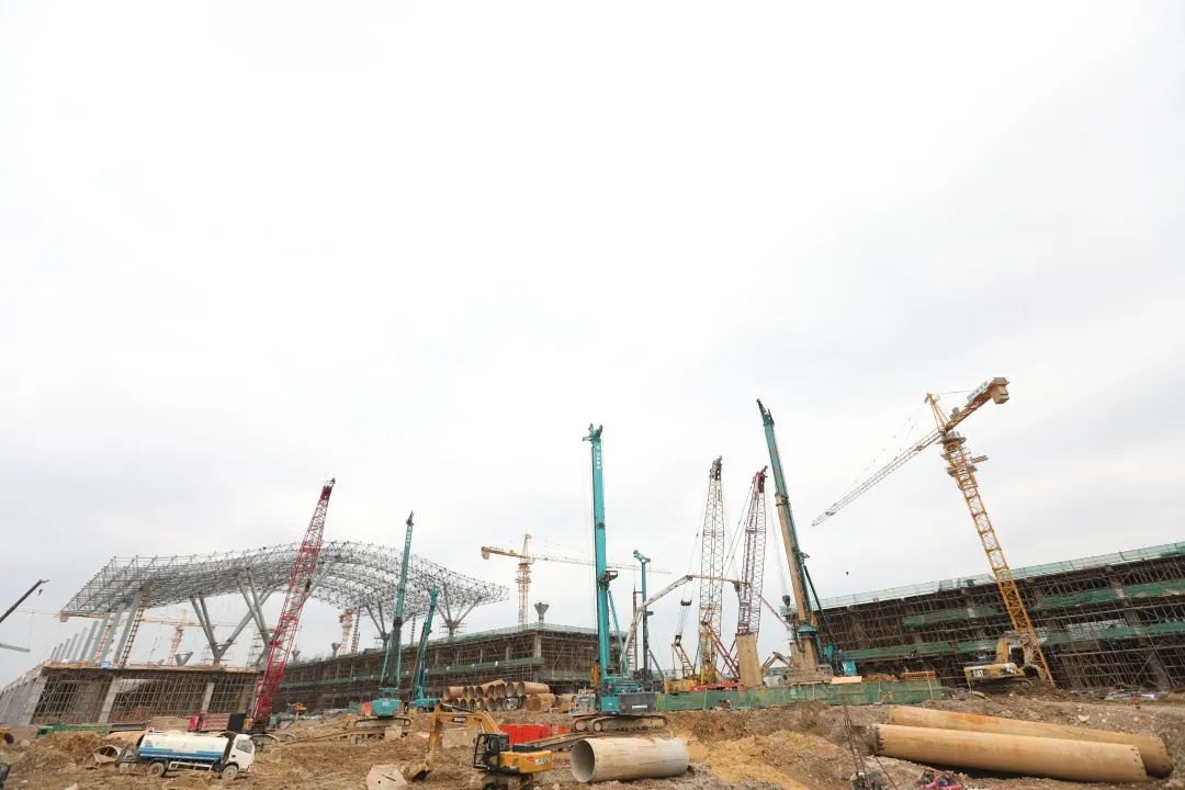 bti体育机群“染绿”贵阳机场扩建工地