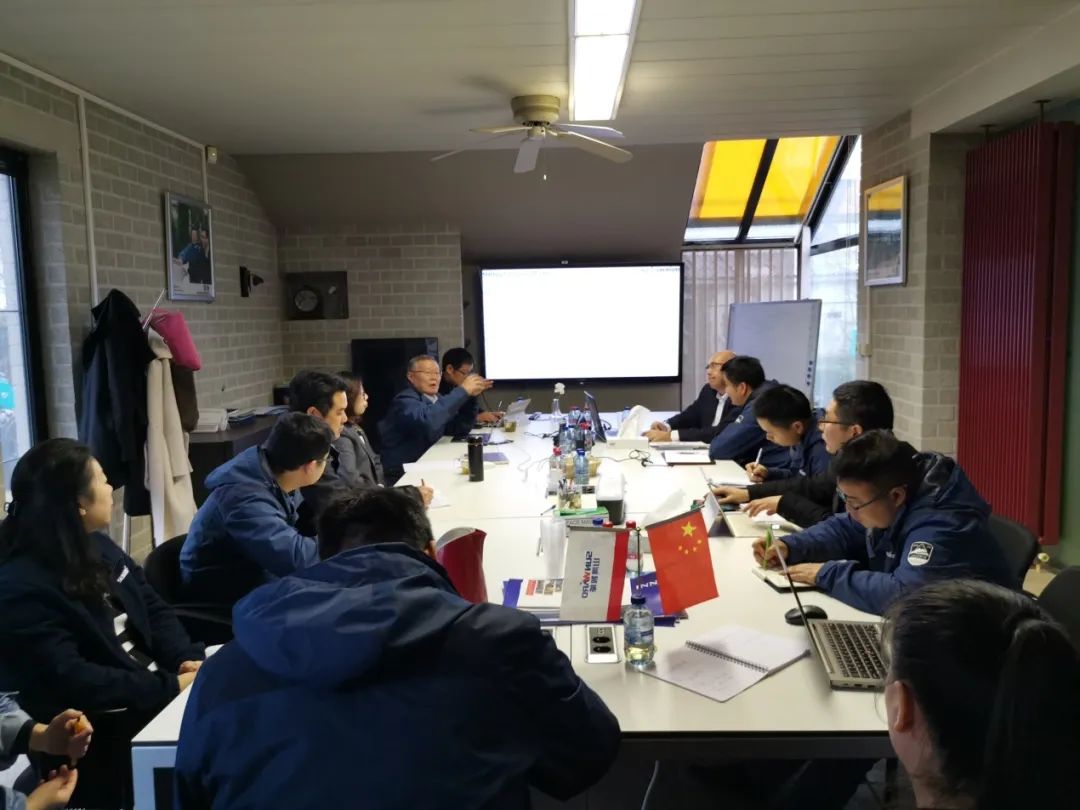 bti体育智能董事长何清华“疫”向欧美行