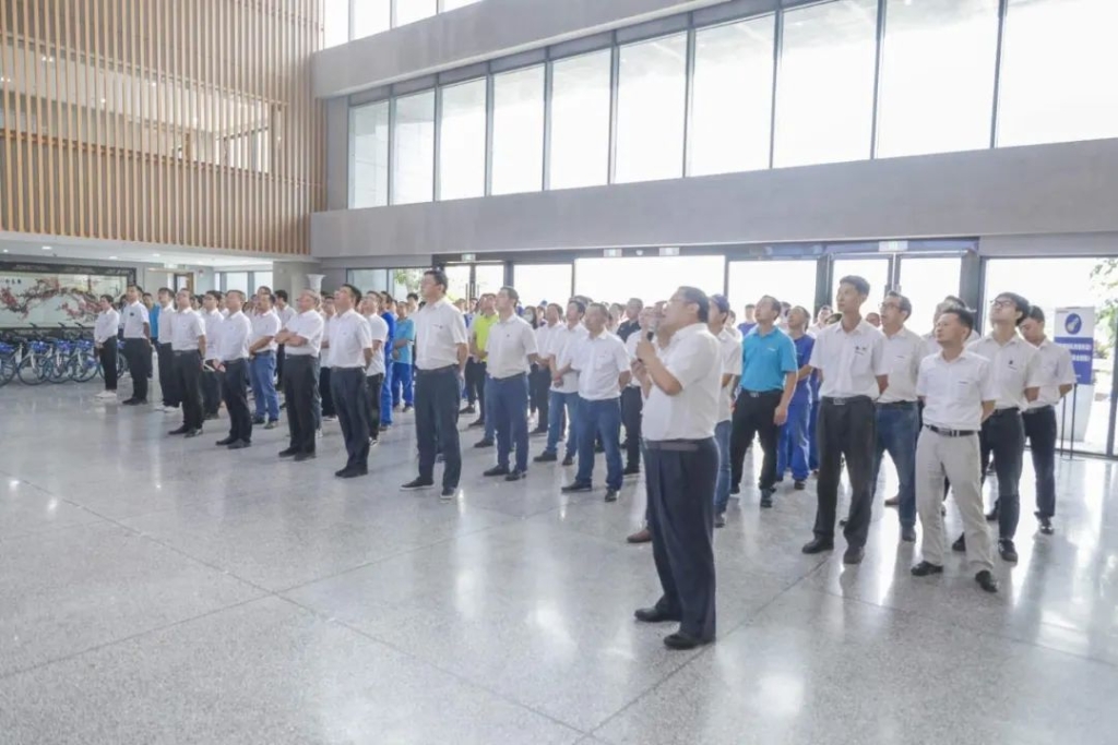 bti体育工业城开明共享单车 员工通勤绿色便捷