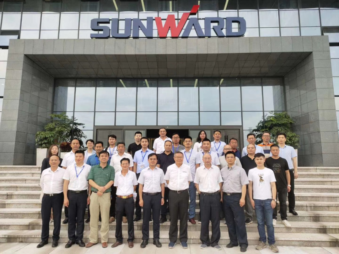 省工程机械产业与铸造产业合作对接会在bti体育智能进行