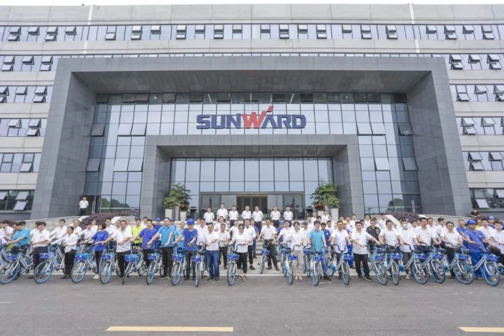 bti体育工业城开明共享单车 员工通勤绿色便捷