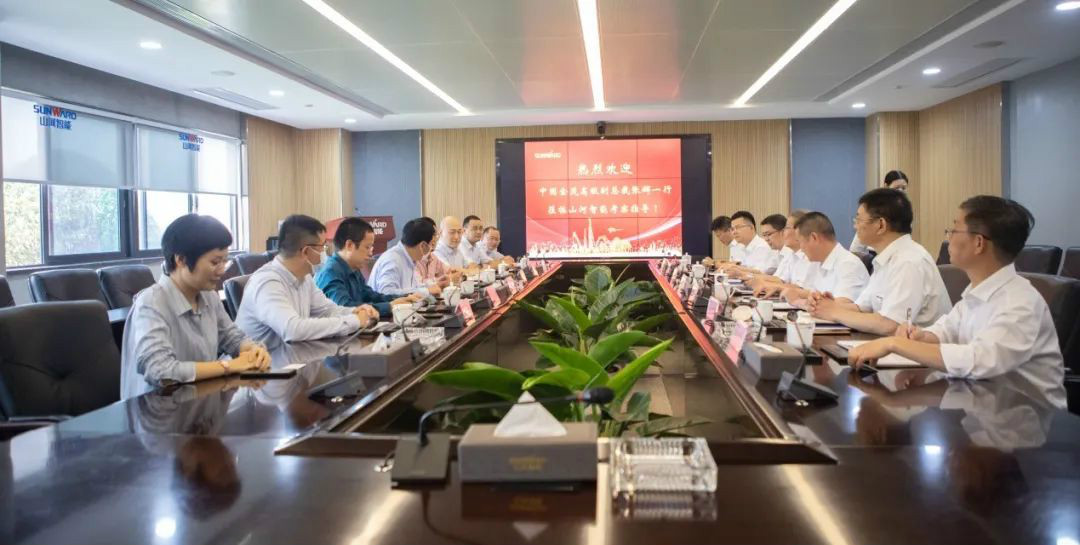 中国金茂高级副总裁张辉率团调查bti体育智能