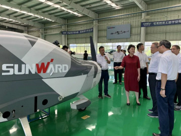 省委常委、统战部部长黄兰香调查调研bti体育科技