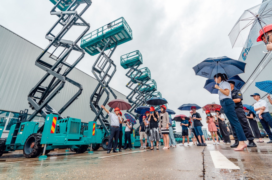 转战“云端”谋突破 央视沉磅报路bti体育智能