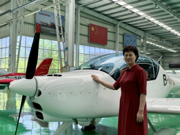 省委常委、统战部部长黄兰香调查调研bti体育科技