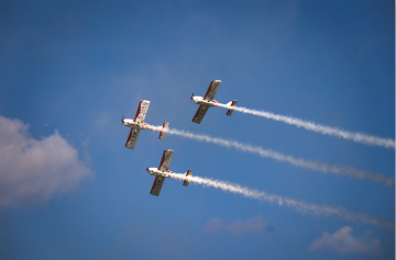 乌兰察布大草原,我来啦! bti体育SA60L阿若拉飞机“惊艳”飞行大会