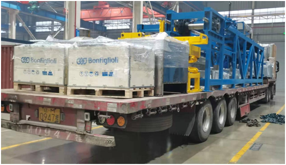 中际bti体育熔锌铸锭码垛自动线成套设备顺利发货