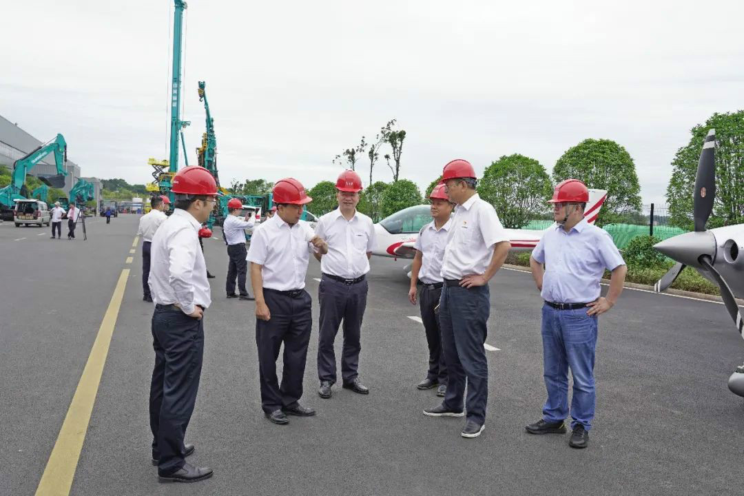 中铁设备赵华总经理光临bti体育智能互换