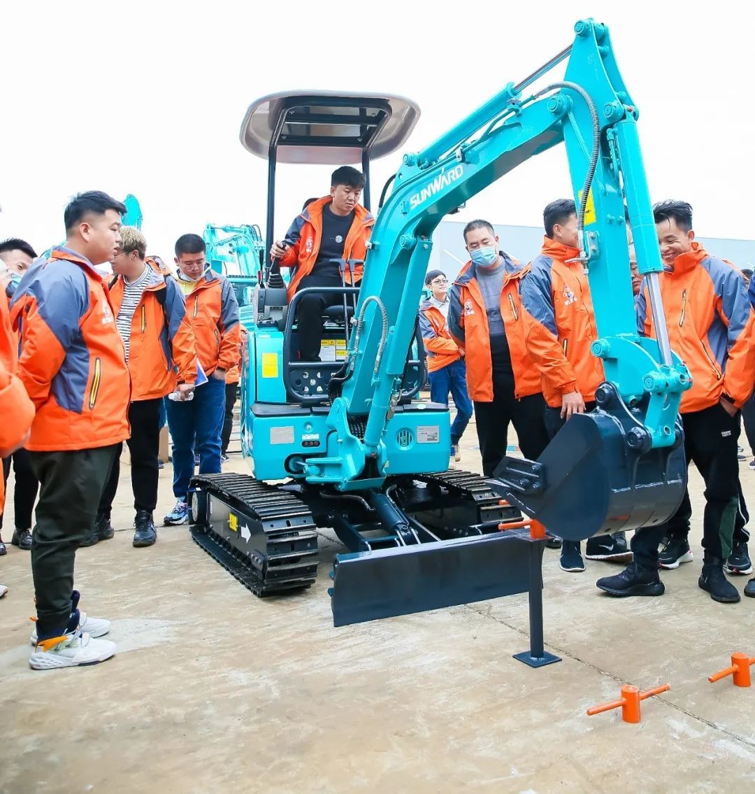 大国沉器 壮哉bti体育！机友会微挖用户bti体育智能履历日