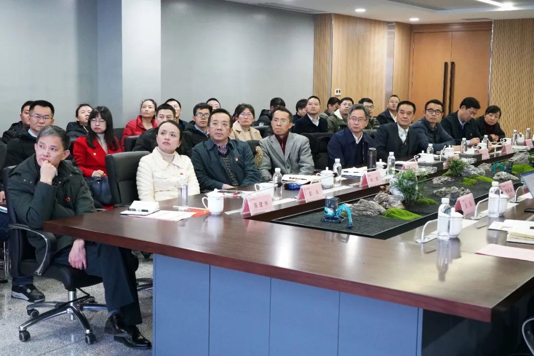 省工信厅青年干部理论进建走进bti体育智能