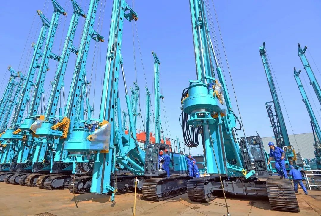 何清华：民营企业要加强创新堆集，推崇精耕细作的内涵式增长