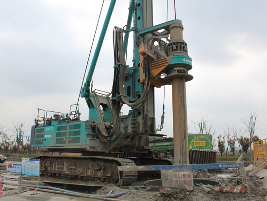 全国第一条智慧高快，为何认准bti体育智能旋挖钻机施工？