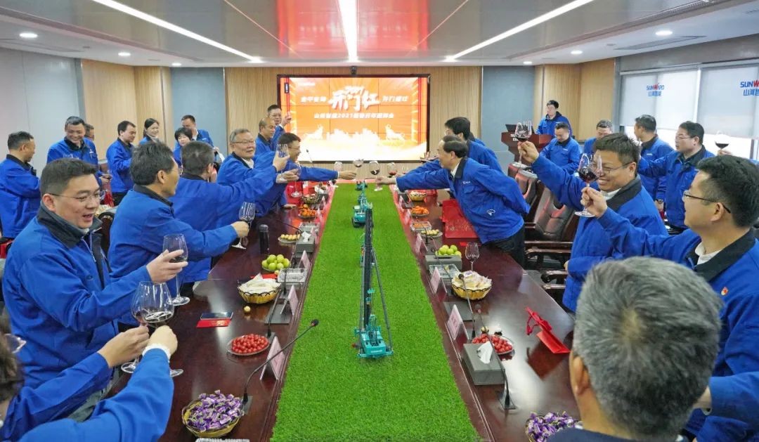 开工大吉！@bti体育人，一路犇向春天