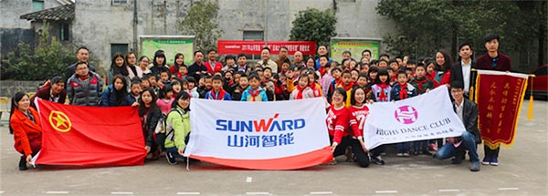 践行雷锋心灵捐建“bti体育梦图书馆”