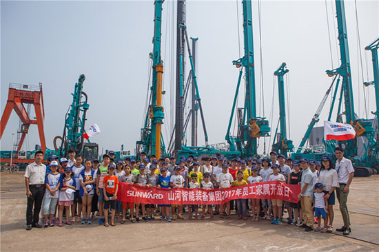 这个夏天，亲子玩转bti体育智能“三栖”设备