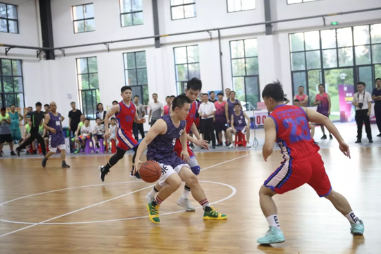 以球为媒，首届“bti体育杯”篮球约请赛架起政企连心桥