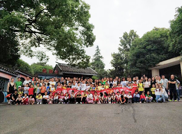 大手牵幼手·“顽”转六一，bti体育智能初次六一亲子主题活动圆满进行