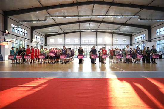以球为媒，首届“bti体育杯”篮球约请赛架起政企连心桥