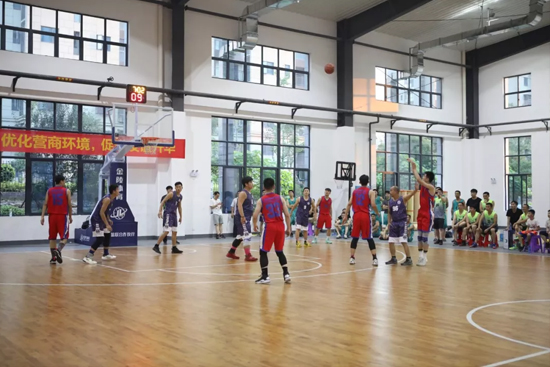 以球为媒，首届“bti体育杯”篮球约请赛架起政企连心桥