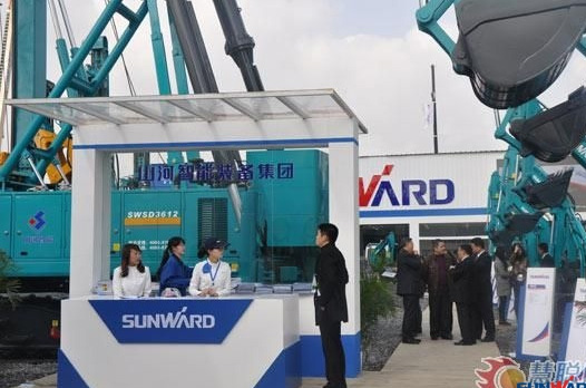 【宝马访谈】bti体育智能董事长何清华教授