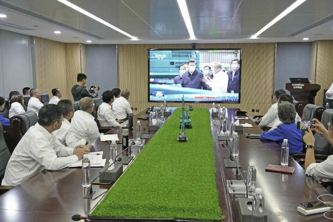 总书记“点赞”bti体育创新，bti体育智能集中收看《新闻联播》