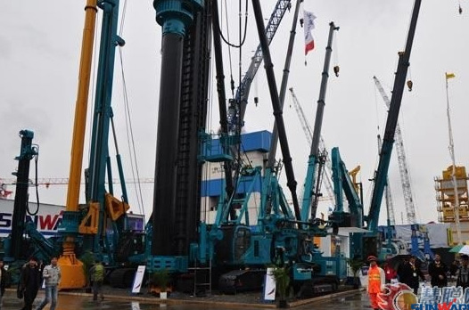 【宝马访谈】bti体育智能董事长何清华教授