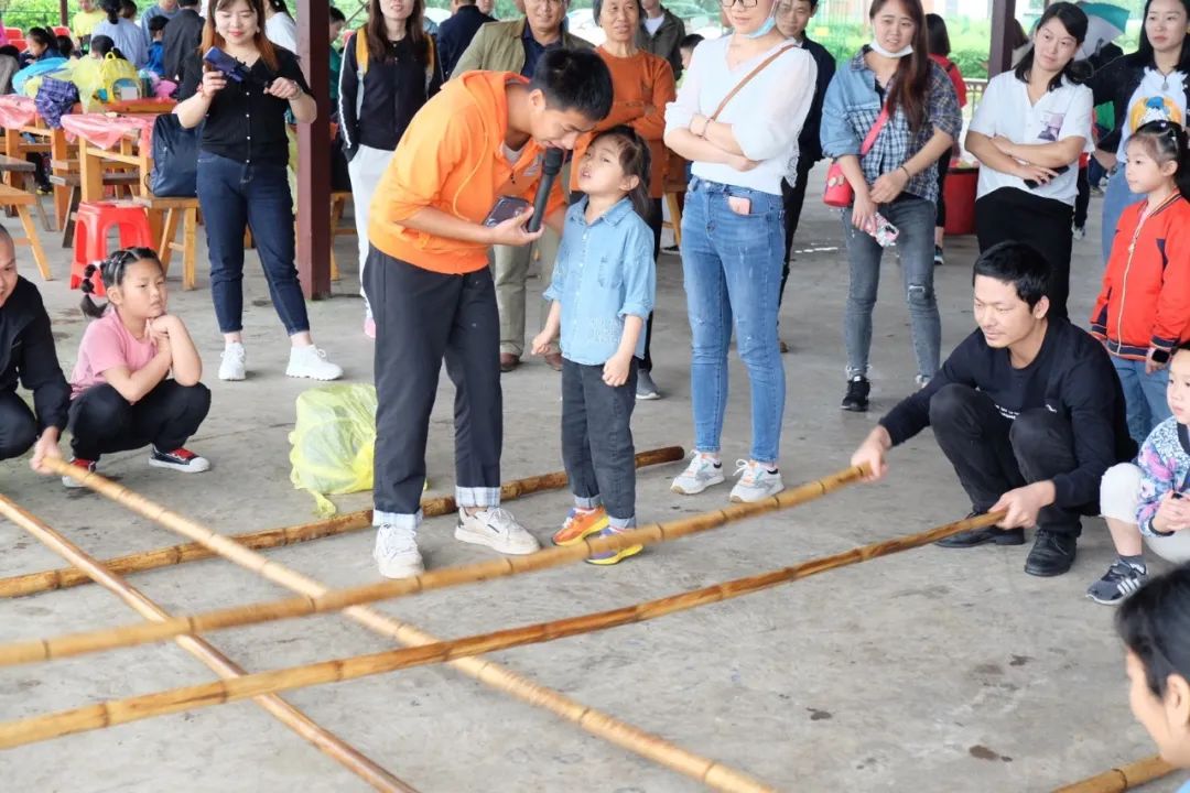 童年分歧Young，稻花香里亲子欢——bti体育智能组织发展六一亲子活动