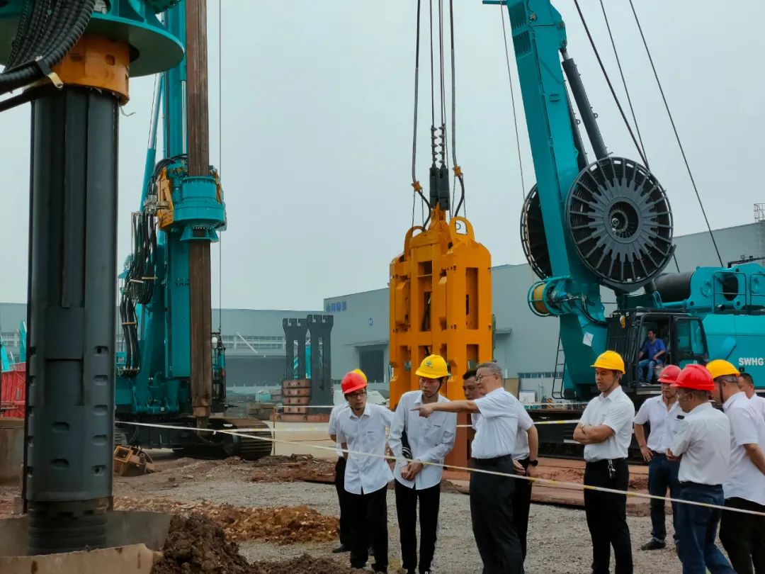 大钻机能打幼桩了！bti体育智能钻杆节能变径装置研造成功