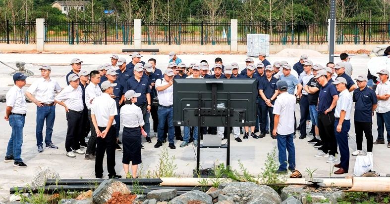 再升级！bti体育智能“矿山猛士”极限破碎现场直击