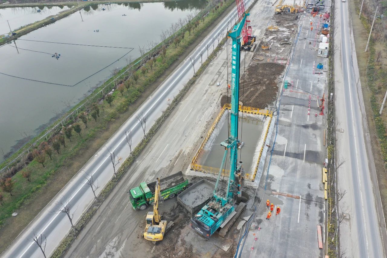 征战全国首条智慧高快，bti体育智能旋挖钻机凭什么？