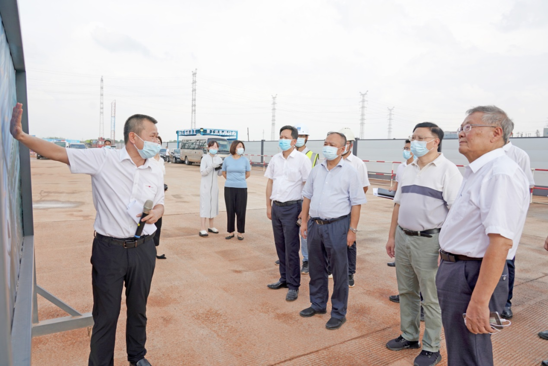 湖南省委常委、省委秘书长张剑飞一行调研bti体育智能