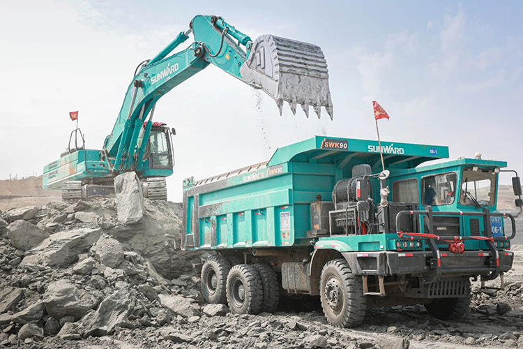 图集 | 征战矿山！bti体育智能绿色矿山成套设备“大将”云集