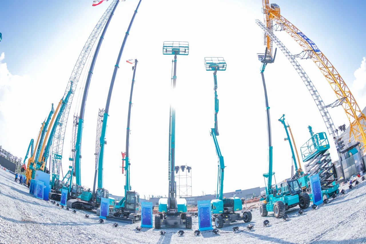 四大成套设备携手登。ti体育智能创新成就展示会交出“亮眼答卷”