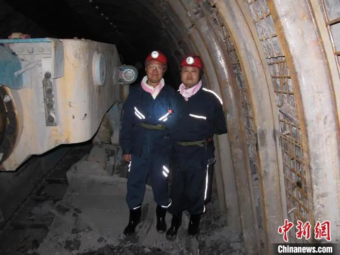 媒体聚焦 | 中新社专访——bti体育智能首创人何清华：向着太阳驰骋的筑梦人