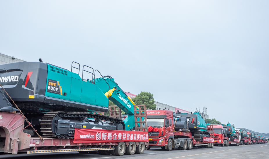 里程碑！bti体育智能出口欧洲第20000台暨大型挖掘机批量交付典礼成功进行